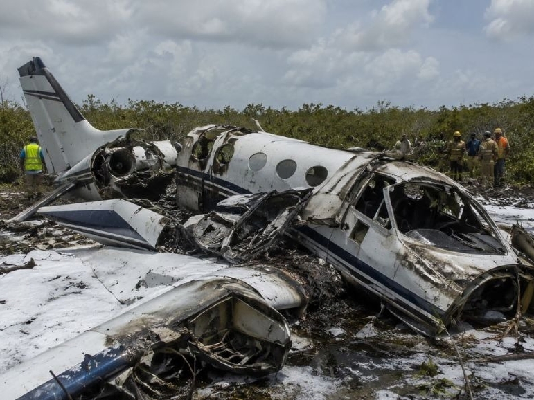 Tragedija na Bahamima: U padu malog aviona poginulo svih 10 putnika