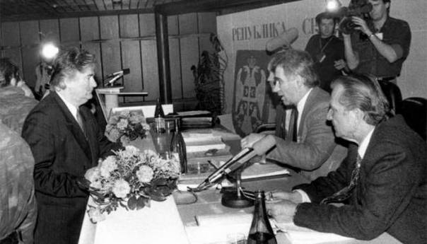 'Transkripti genocida' otkrivaju šokantne detalje rasprava Karadžića, Mladića, Kalinića ...