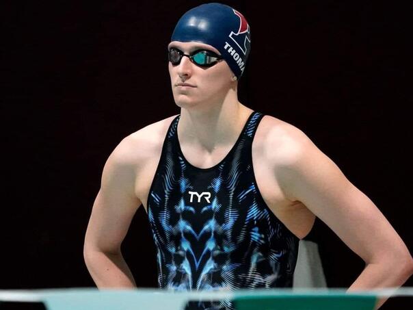 Transrodna plivačica Lia Thomas neće moći na Olimpijadu
