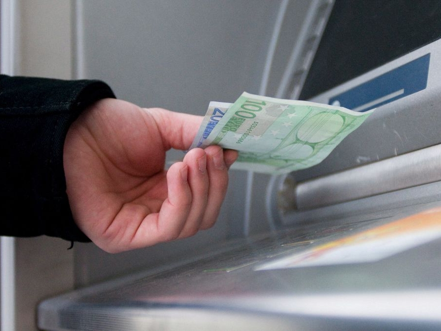 Tri Bosanke otele karticu starici u Njemačkoj i digle hiljade eura