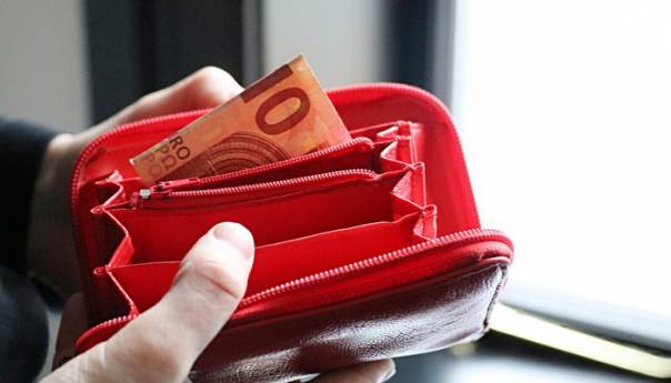 Tri Živiničanke osumnjičene za krađu novčanika na pijaci