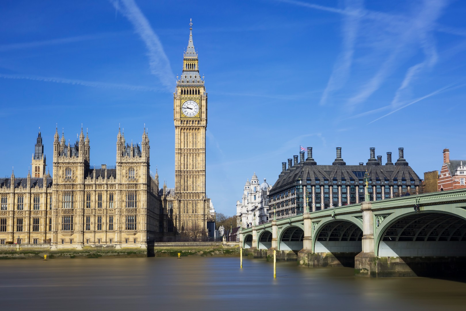 Troje uhapšenih u Britaniji zbog špijunaže za Rusiju