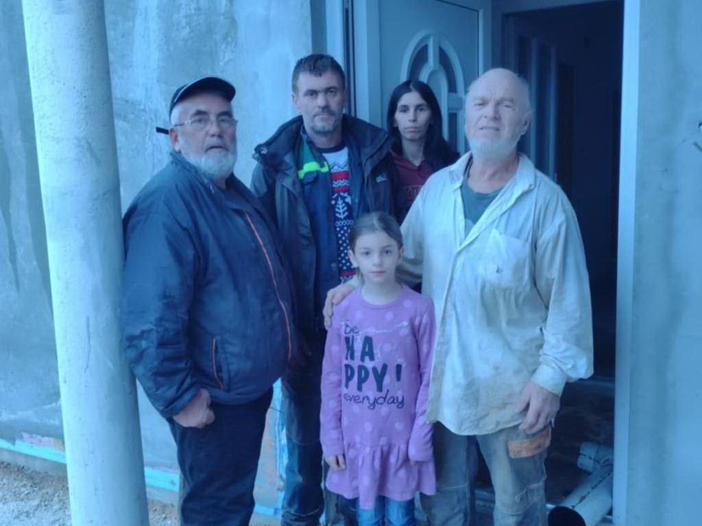 Trojica Kladušana izgradila dom porodici Džananović