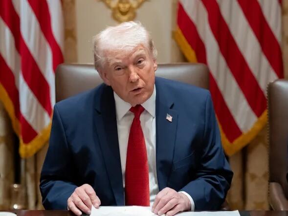 Trump najavio blokadu Hormuškog moreuza