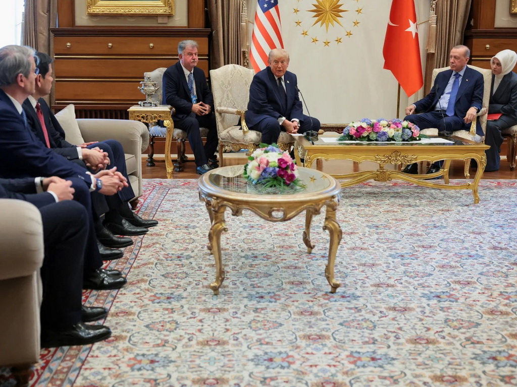Trump ne odustaje od Grenlanda: Trebao bi biti pod kontrolom SAD-a, ali ...