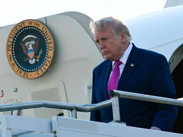 Trump objavio: Iran uveliko gubi na početku pregovora