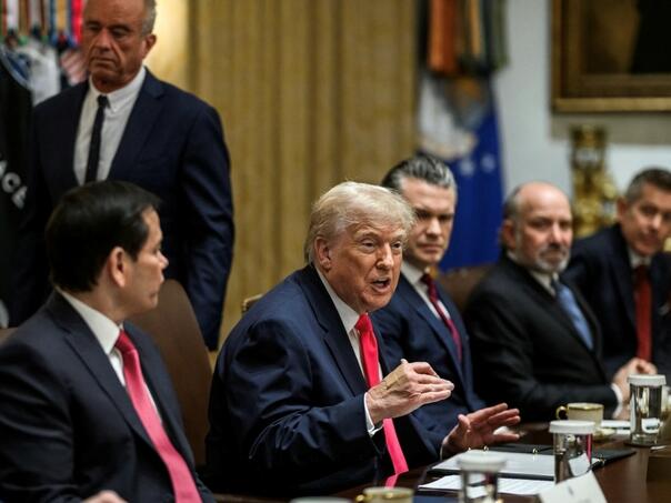 Trump potvrdio vojnu akciju protiv Irana: Sravnit ćemo ih sa zemljom