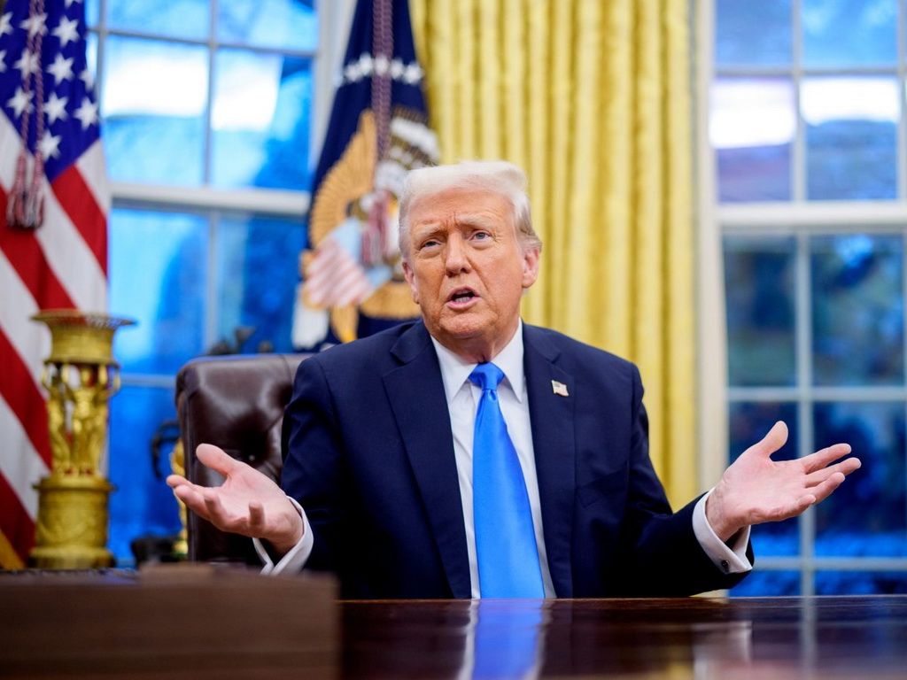 Trump razmatra ograničeni udar na Iran, širu akciju ako pregovori propadnu