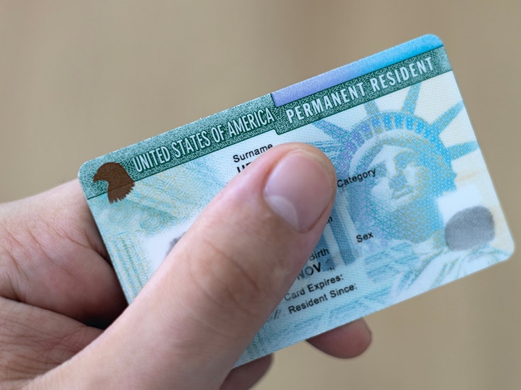 Trump suspendovao program lutrije za "zelenu kartu"