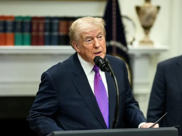 Trump zakazao hitan razgovor s liderima Bliskog istoka i Pakistana