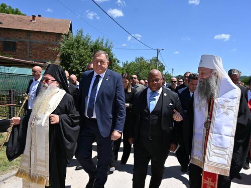 Trumpov savjetnik odao počast stradalim Srbima u Podrinju