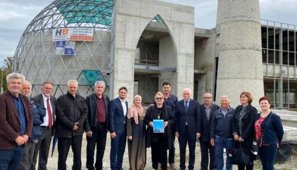 Turković posjetila gradilište Islamskog kulturnog centra u Sisku