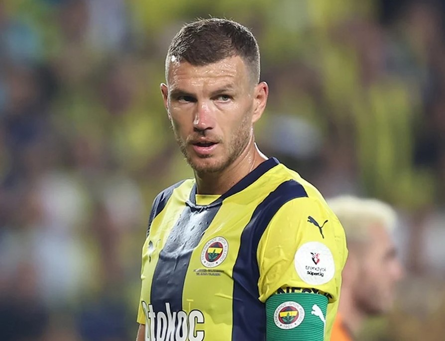 Turski novinar tvrdi da Džeko napušta Fenerbahce