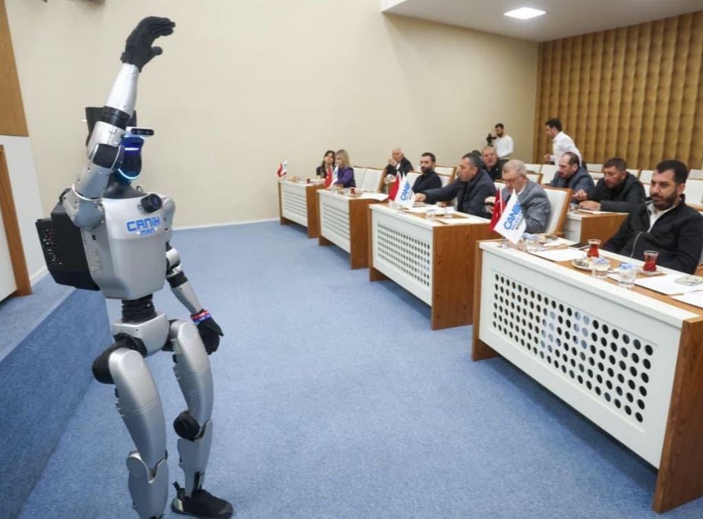Turski robot učestvovao na sjednici vijeća
