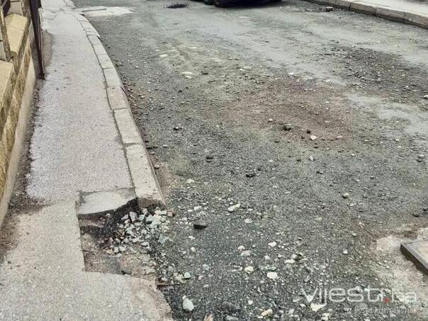 Tuzla kaznila izvođača zbog kašnjenja na sanaciji ceste, raskida se ugovor!