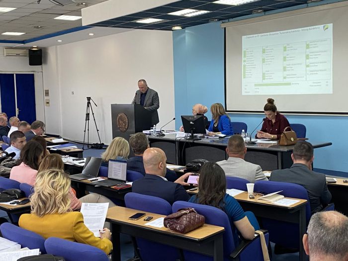 Tuzlanski kanton se kreditno zadužuje osam miliona eura