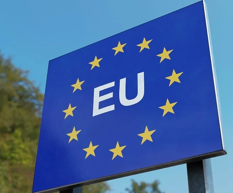 U 2024. godini gotovo 1,2 miliona ljudi steklo državljanstvo zemalja EU