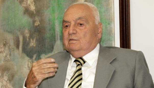 U 85. godini preminuo prof. dr. Ćazim Sadiković