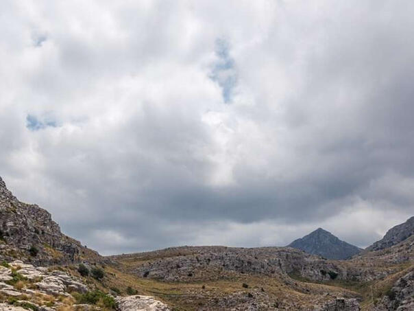 U BiH pretežno oblačno, temperatura do 15 stepeni