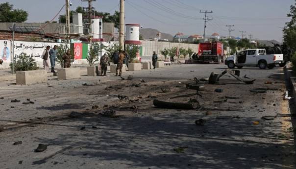 U bombaškom napadu poginulo najmanje osam ljudi