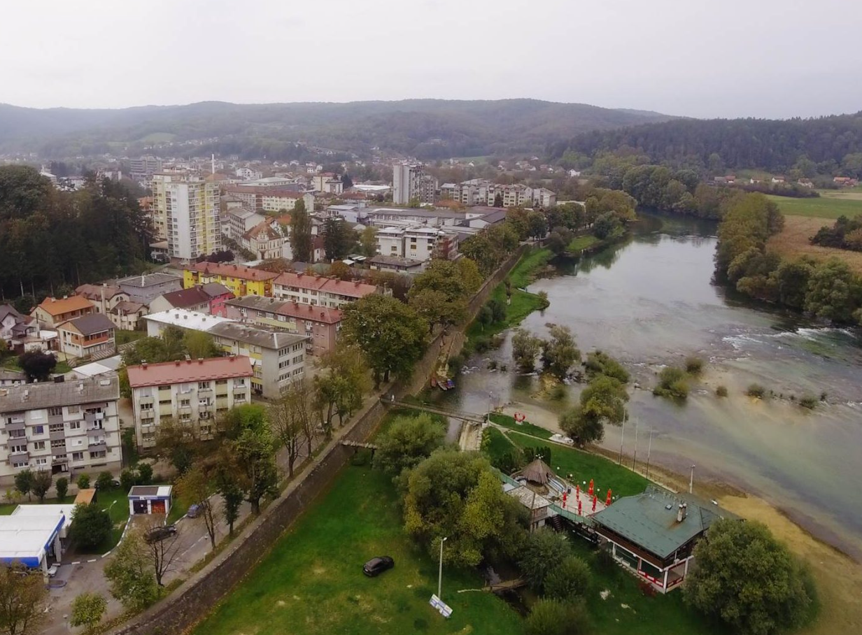U Bosanskom Novom upisano je samo 12 prvačića Bošnjaka