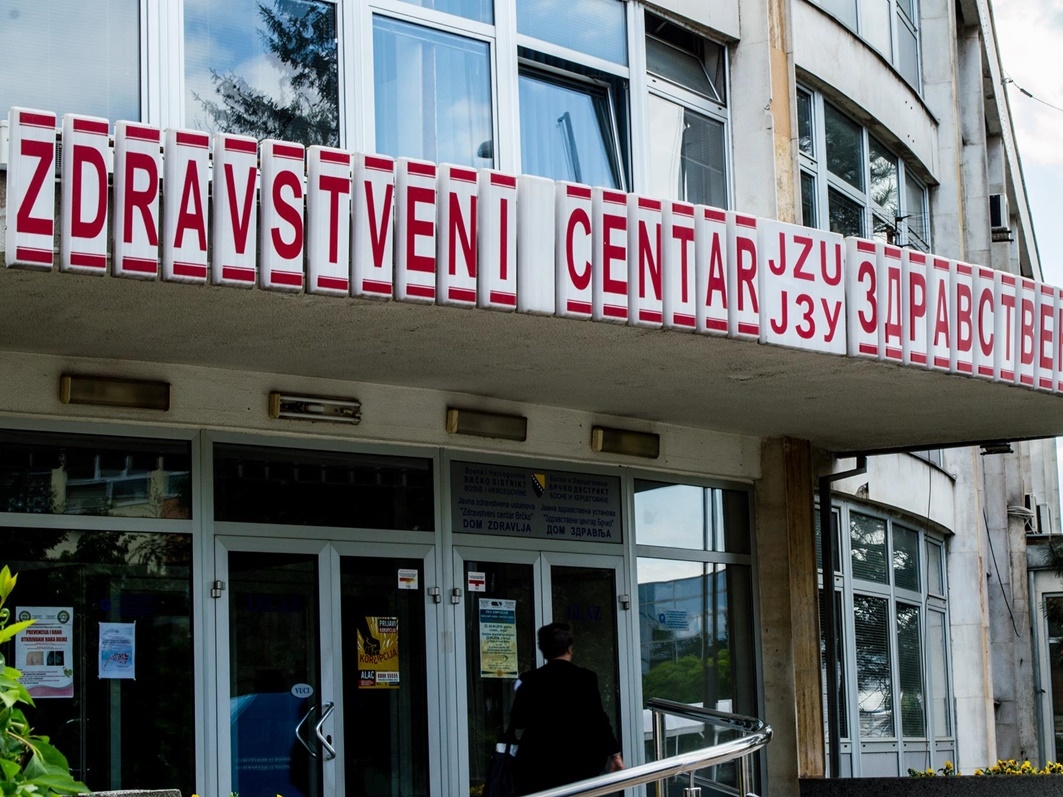 U Brčkom počeo proces uvođenja oftalmoloških zahvata