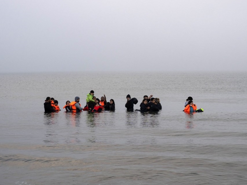 U brodolomu kod Džibutija poginulo 9 migranata, 45 nestalo