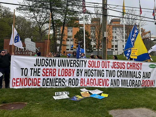 U Chicagu protest zbog Dodika: "Prodali ste Isusa srpskom lobiju"