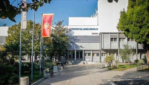 U Crnoj Gori 43 nova slučaja zaraze koronavirusom
