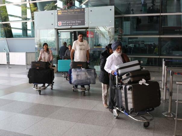 U Delhiju rano jutros otkazano 80 međunarodnih letova