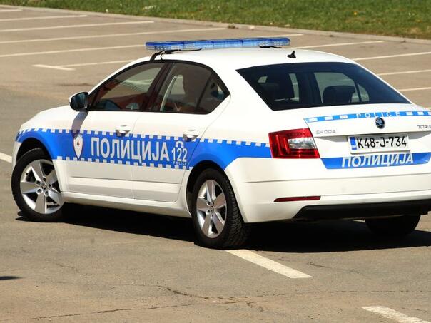 U Doboju brutalno pretučen policajac, uhapšene tri osobe