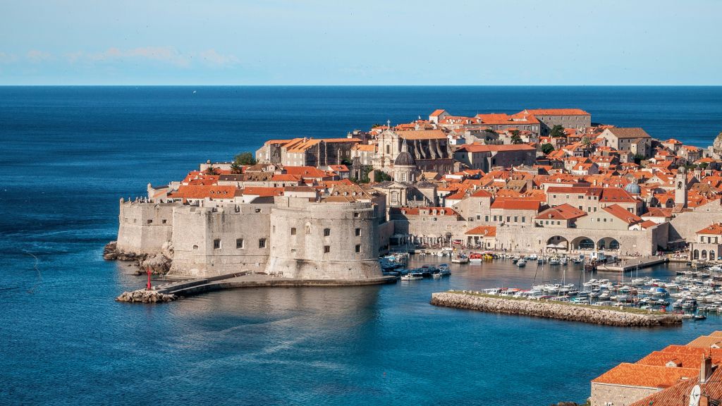 U Dubrovniku uhapšeni muškarci iz BiH zbog veličanja zločinca Mladića