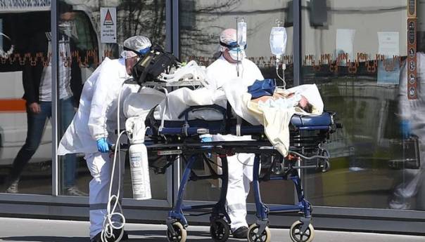 U Francuskoj umrla još 471 osoba, novozaraženih više od 2000