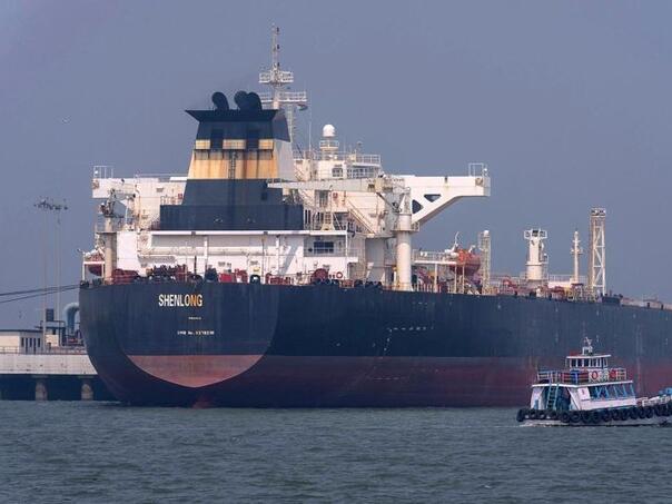 U Hormuškom moreuzu blokirano 2.000 brodova i 20.000 pomoraca