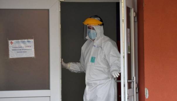 U Hrvatskoj 3.858 novih slučaja zaraze, umrle 73 osobe