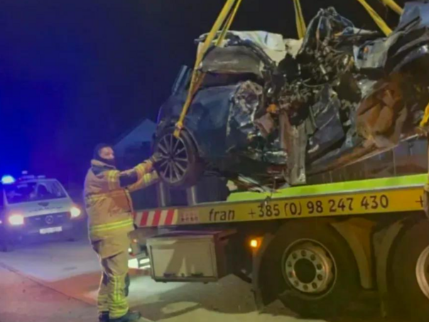 U Hrvatskoj dan žalosti zbog strašne tragedije uzrokovane prebrzom vožnjom