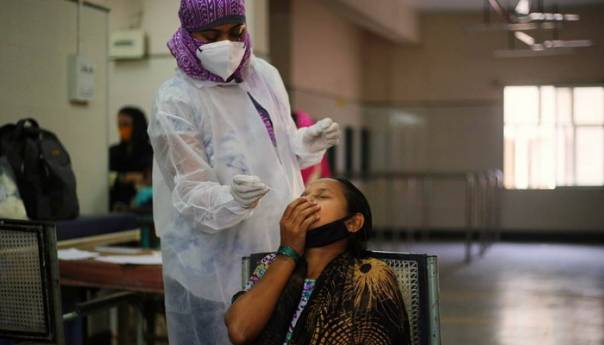 U Indiji prijavljeno više od četiri hiljade novih slučajeva zaraženih Covidom