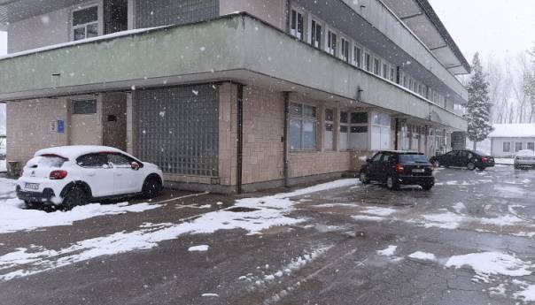 U izolatoriju u Bihaću dva pacijenta, jedan u teškom stanju
