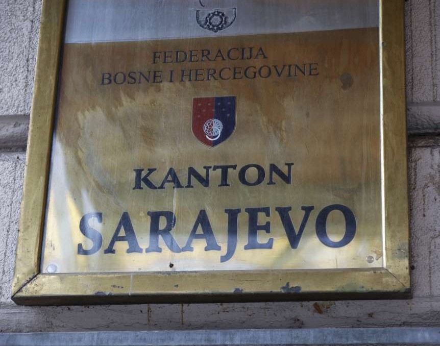 U KS počinje isplata naknada po osnovu zaštite porodice s djecom