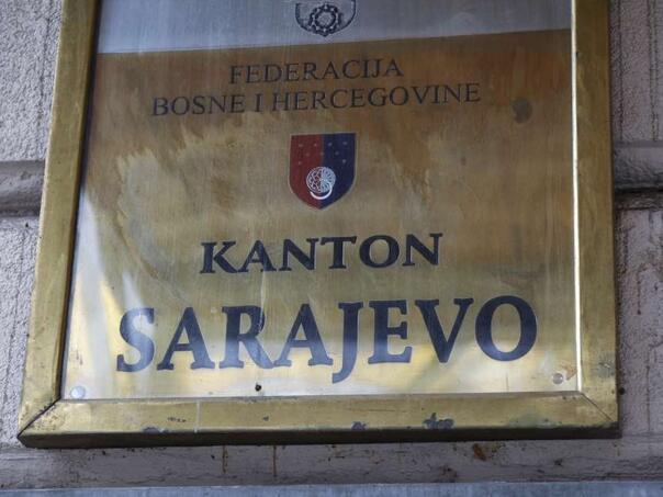 U KS počinje isplata naknada po osnovu zaštite porodice s djecom