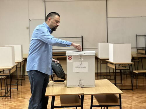 U Mostaru dobra izlaznost prvog dana glasanja za Hrvatski sabor