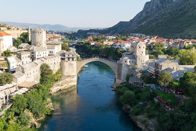 Traga se za mladićem koji je skočio sa Starog mosta i nestalim Nijemcem na Prenju