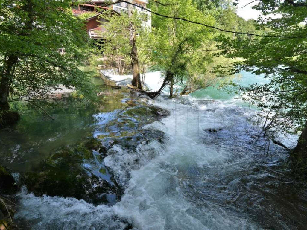 U Mrežnici pronađena dva mrtva tijela