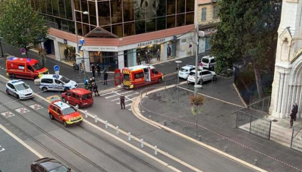 U napadu nožem u Nici ubijene dvije osobe