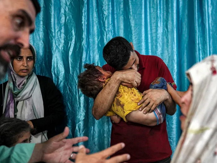 U novim izraelskim napadima na Gazu ubijeno 14 Palestinaca, većinom djece i raseljenih