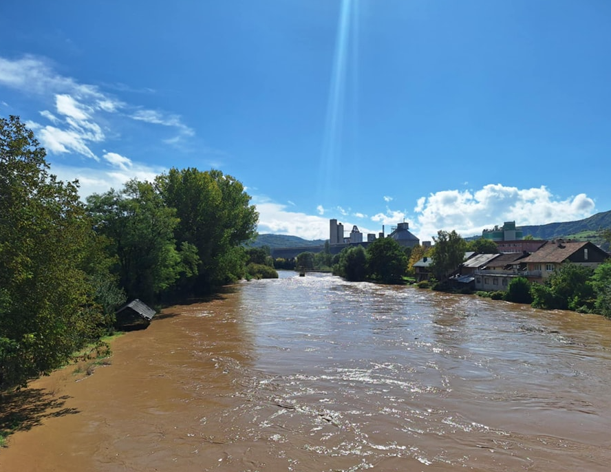 U padu vodostaj rijeke Bosne