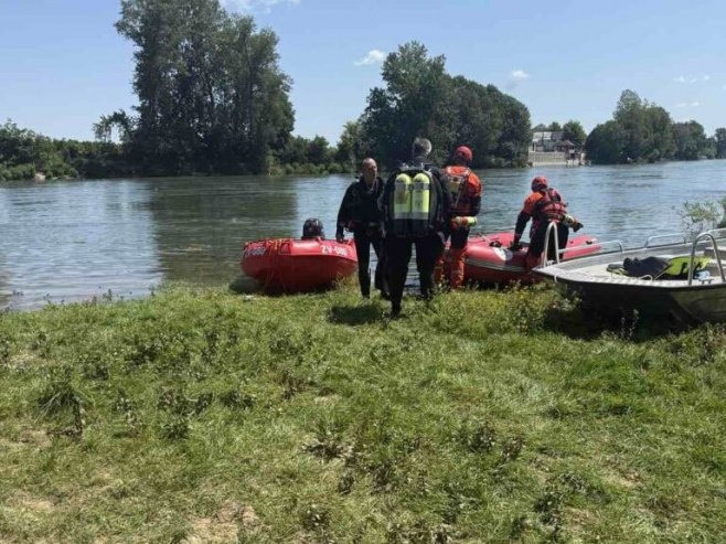 U potragu za nestalim dječakom u Drini uključeni i ronioci
