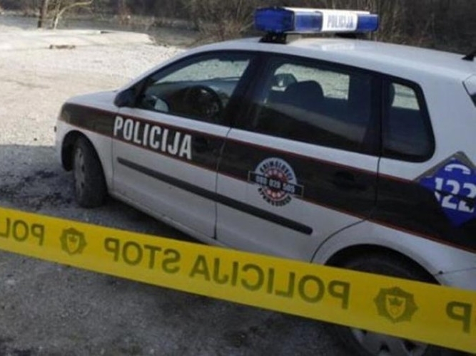 U pravoslavnom groblju kod Novog Travnika oštećeni nadgrobni spomenici i kapelica