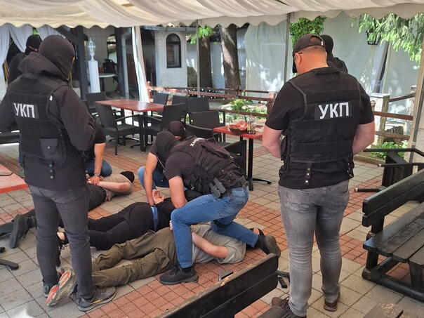 U Prijedoru uhapšen policajac i dvije osobe, pronađeni raketni bacači