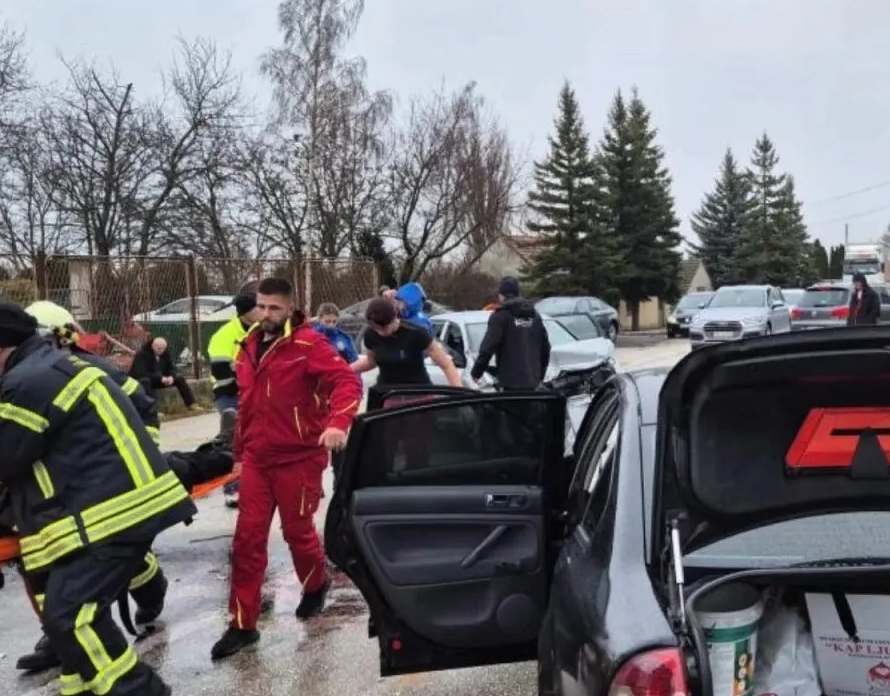 U saobraćajnoj nesreći kod Tomislavgrada povrijeđeno šest osoba